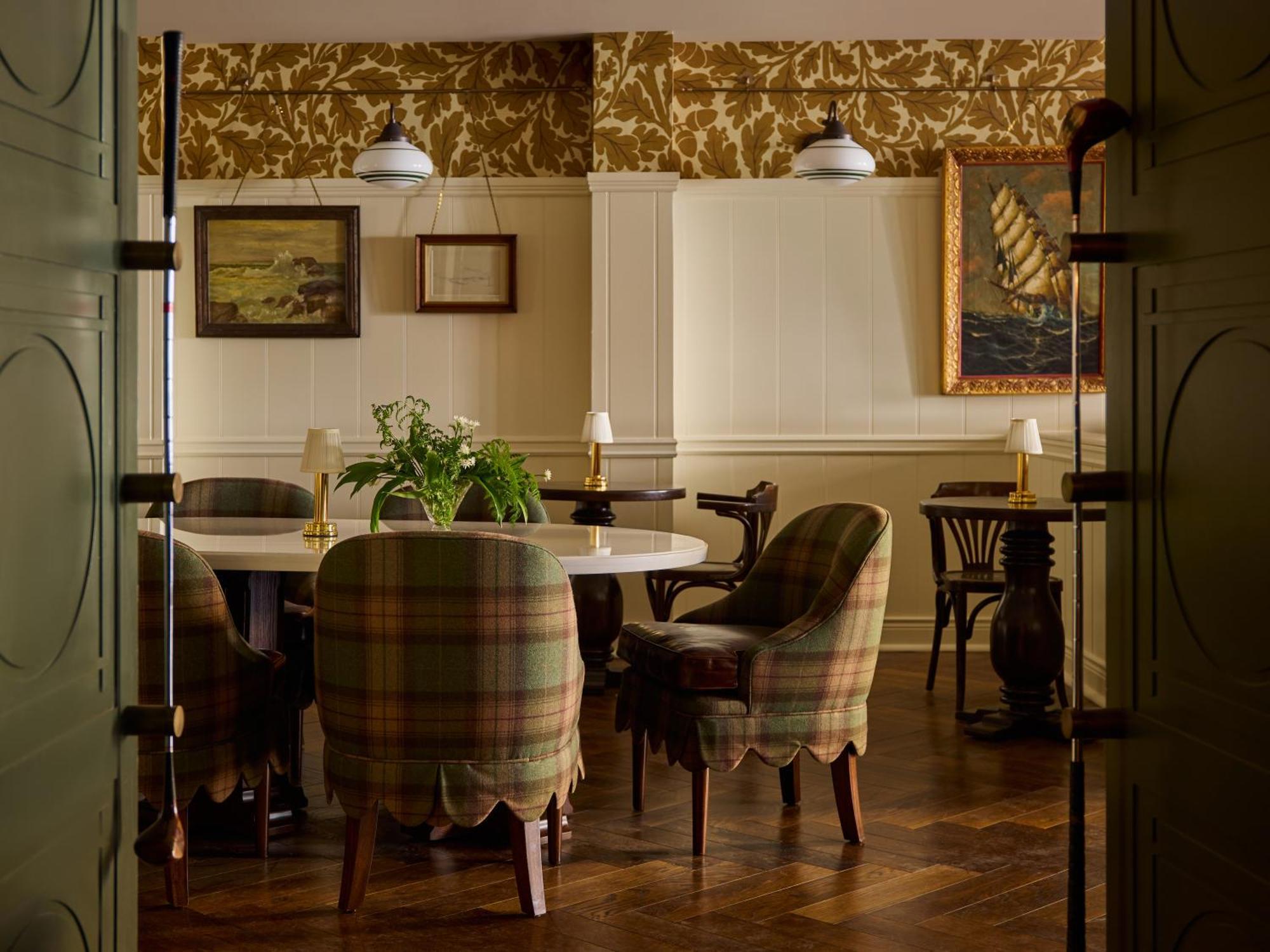 Hotel Portrush Adelphi Zewnętrze zdjęcie